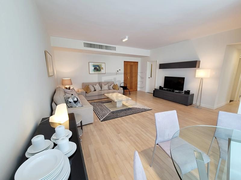photo 3 — 150 Kennedy Road, Midlevels Central