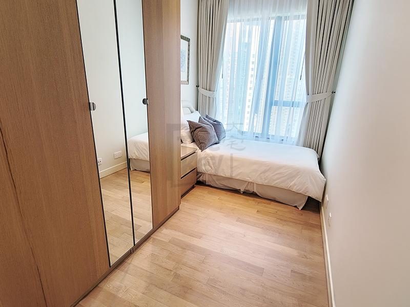 photo 6 — 150 Kennedy Road, Midlevels Central