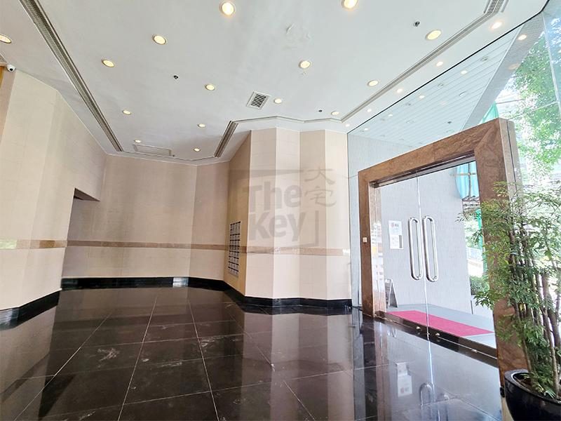 photo 9 — 150 Kennedy Road, Midlevels Central