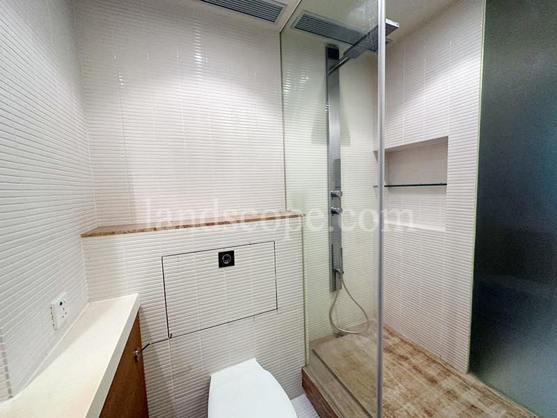 photo 6 — Best View Court, Midlevels Central