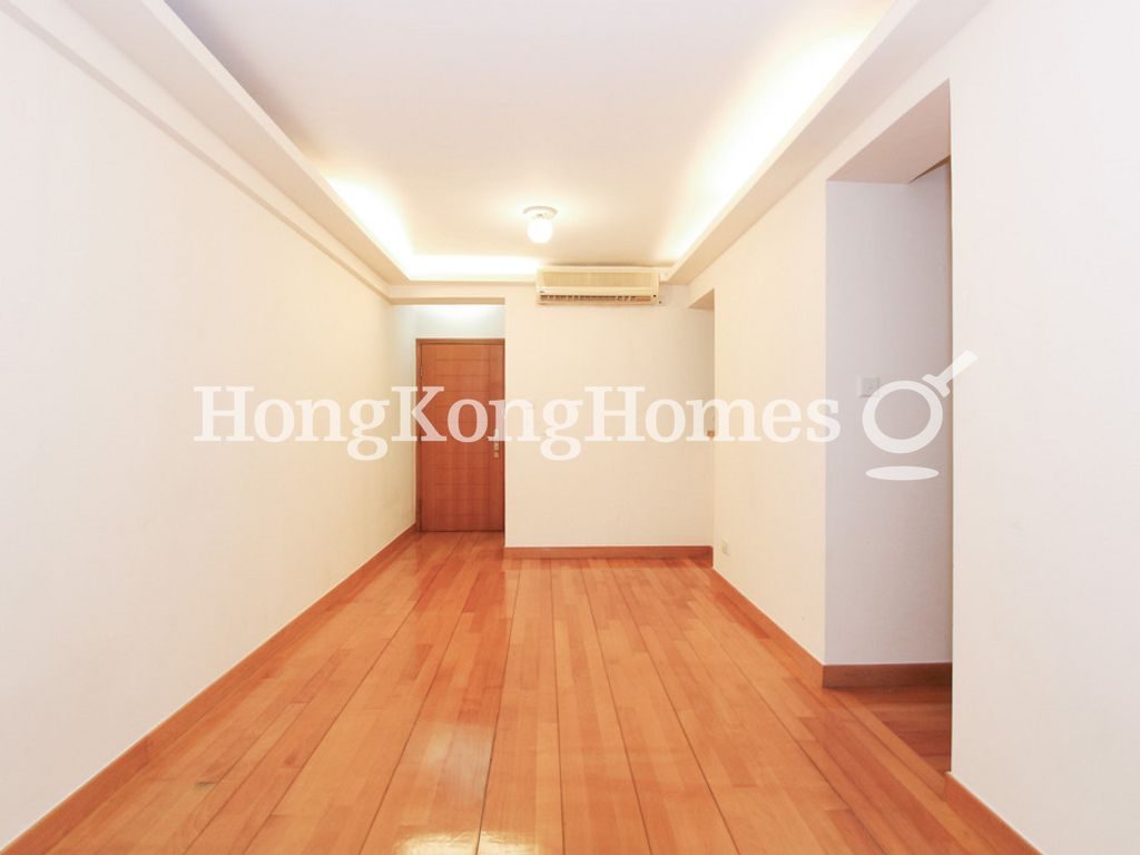 Living and Dining Room — Queen's Terrace - Tower 03, Sheung Wan