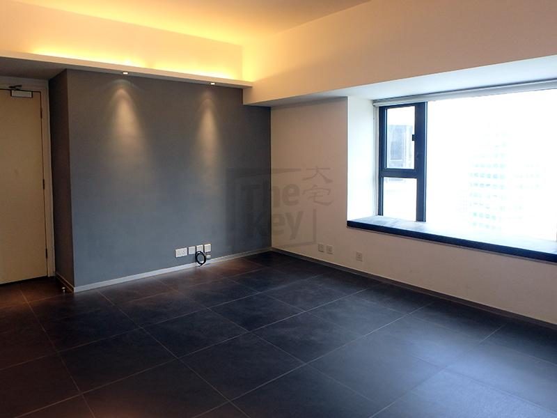 photo 3 — The Royal Court , Midlevels Central