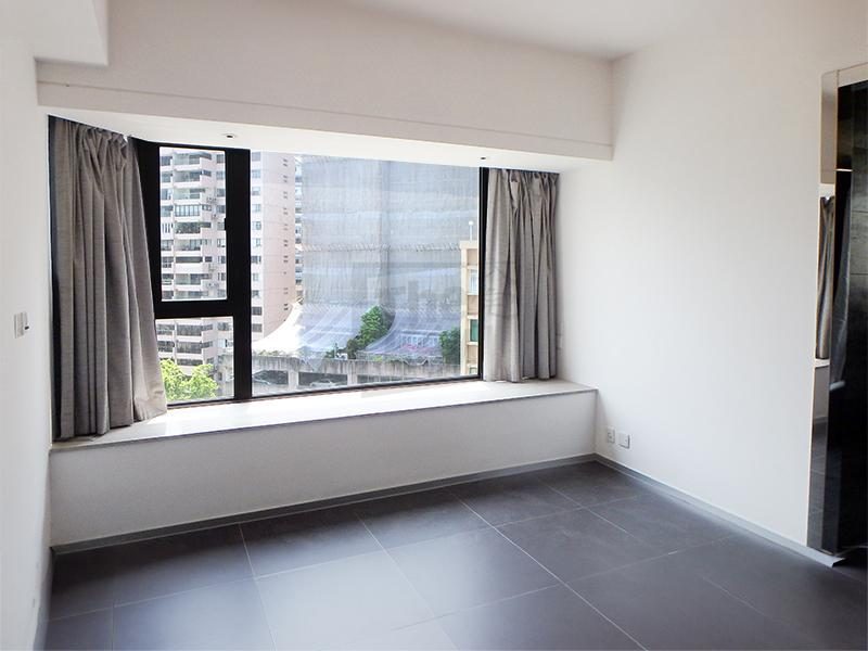 photo 5 — The Royal Court , Midlevels Central