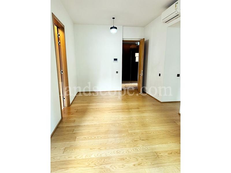 photo 2 — Alassio, Midlevels West