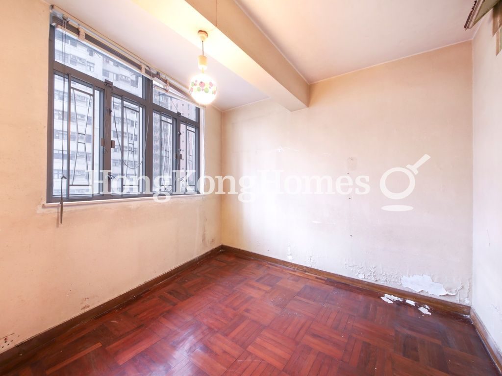 Master Bedroom — Hing Wah Mansions, Mid-levels West