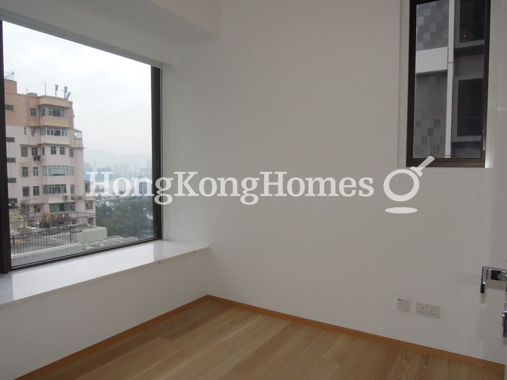 Master Bedroom — yoo Residence, Causeway Bay