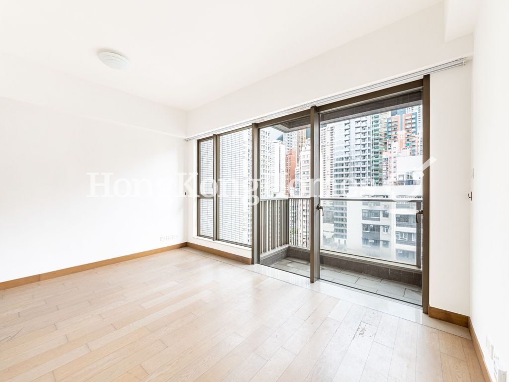 Living and Dining Room — Island Crest - Tower 2, Sai Ying Pun