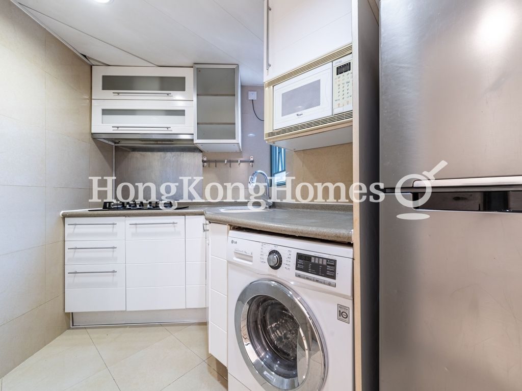 Kitchen — Queen's Terrace - Tower 03, Sheung Wan