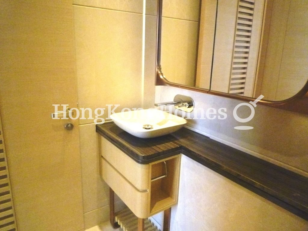 Master Bathroom — Cadogan, Western / Kennedy Town
