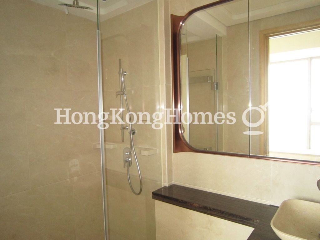 Master Bathroom — Cadogan, Western / Kennedy Town