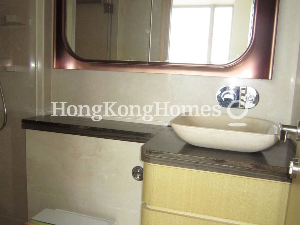 Master Bathroom — Cadogan, Western / Kennedy Town