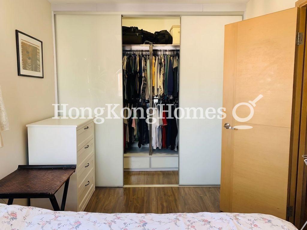 Bedroom — Goodview Court, Sheung Wan