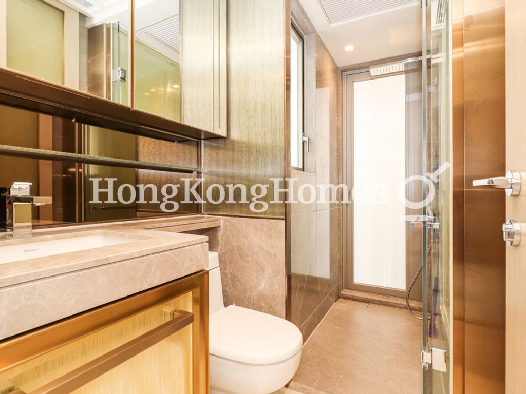 Bathroom — King's Hill, Sai Ying Pun
