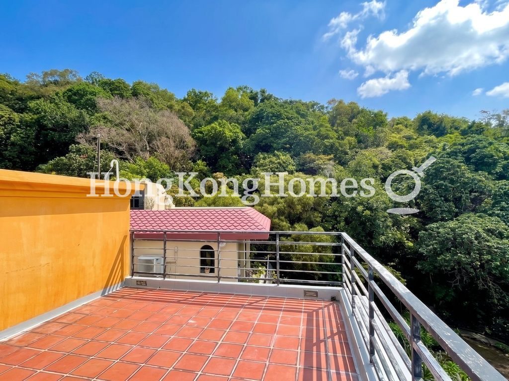 Private Roof Terrace — Lo So Shing, Lamma Island