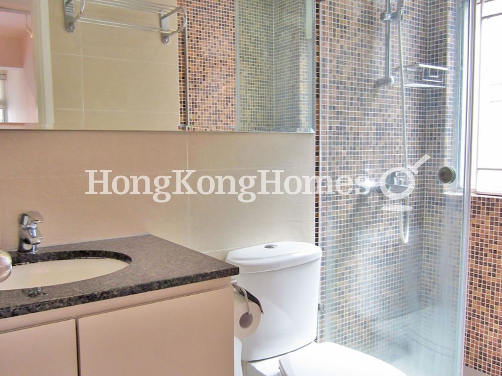 Guest Bathroom — Cheong Ming Building, Happy Valley