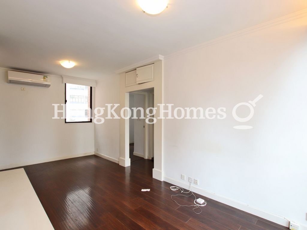 Living and Dining Room — Village Garden, Happy Valley