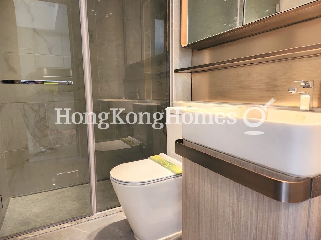 Guest Bathroom — Lime Gala - Tower 1A, Shau Kei Wan
