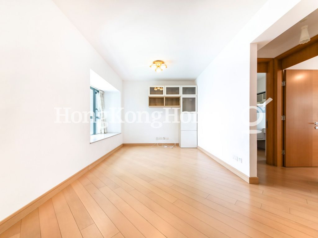 Living and Dining Room — The Long Beach - Tower 01, Tai Kok Tsui