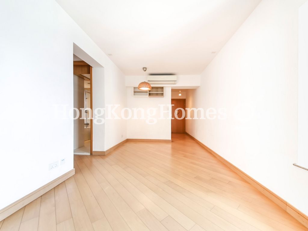 Living and Dining Room — The Long Beach - Tower 01, Tai Kok Tsui