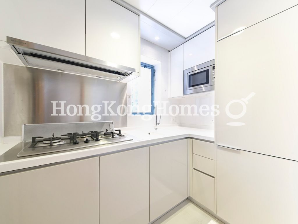Kitchen — The Long Beach - Tower 01, Tai Kok Tsui