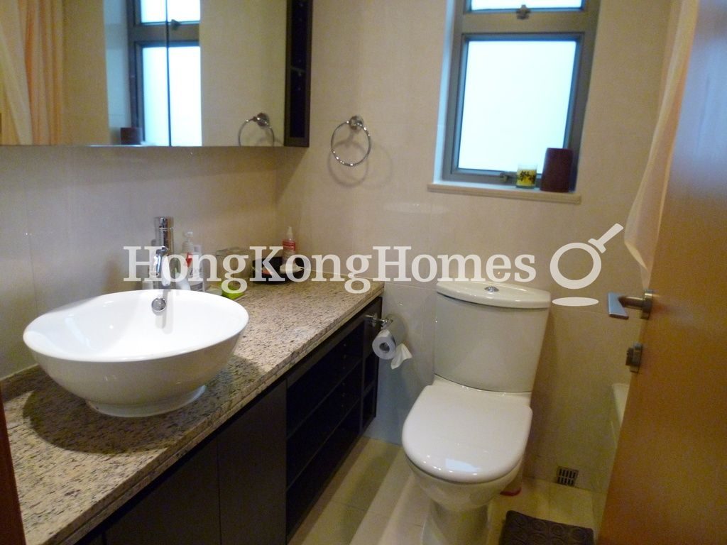 Guest Bathroom — The Zenith - Block 3, Wan Chai