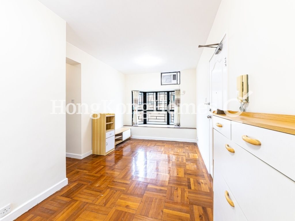 Living and Dining Room — Greenway Terrace - Block 01, Happy Valley