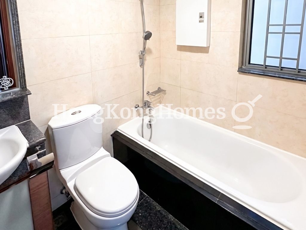 Guest Bathroom — The Merton - Block 03, Western / Kennedy Town