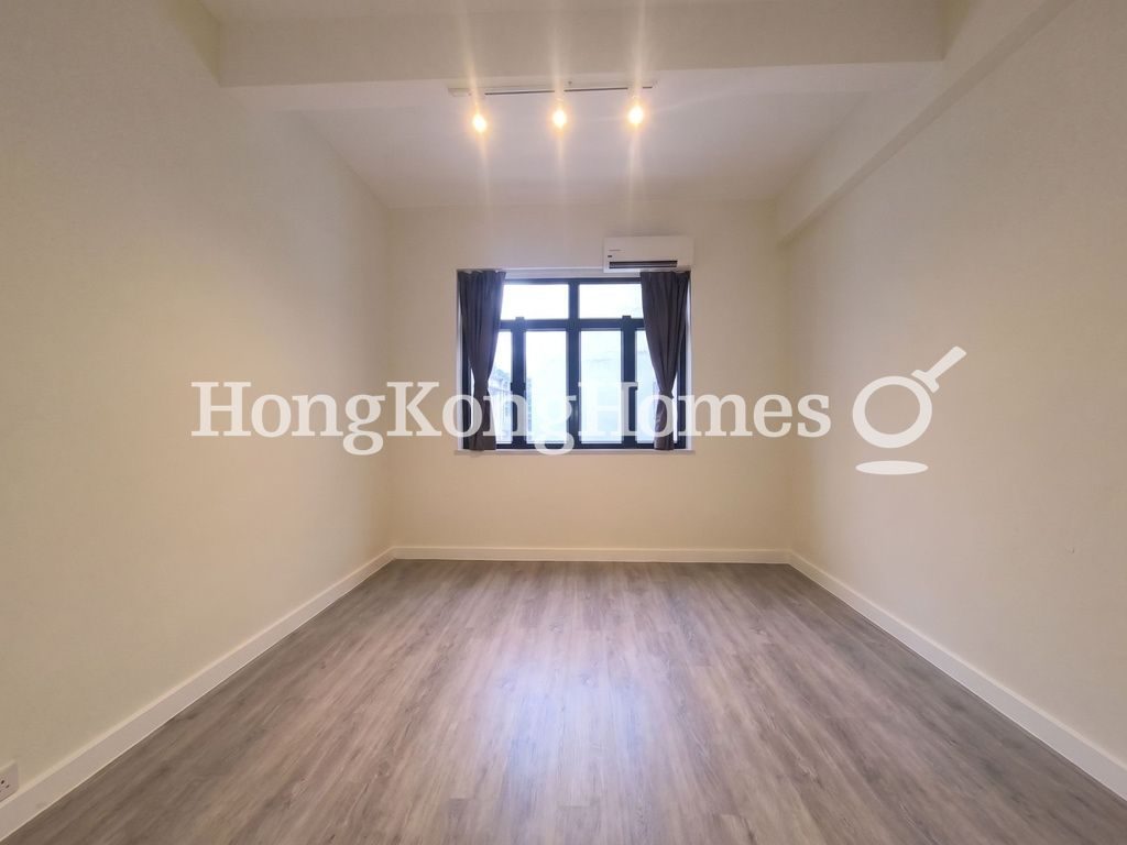 Second Bedroom — Ho Man Tin Street, 29-35, Ho Man Tin / Waterloo Road