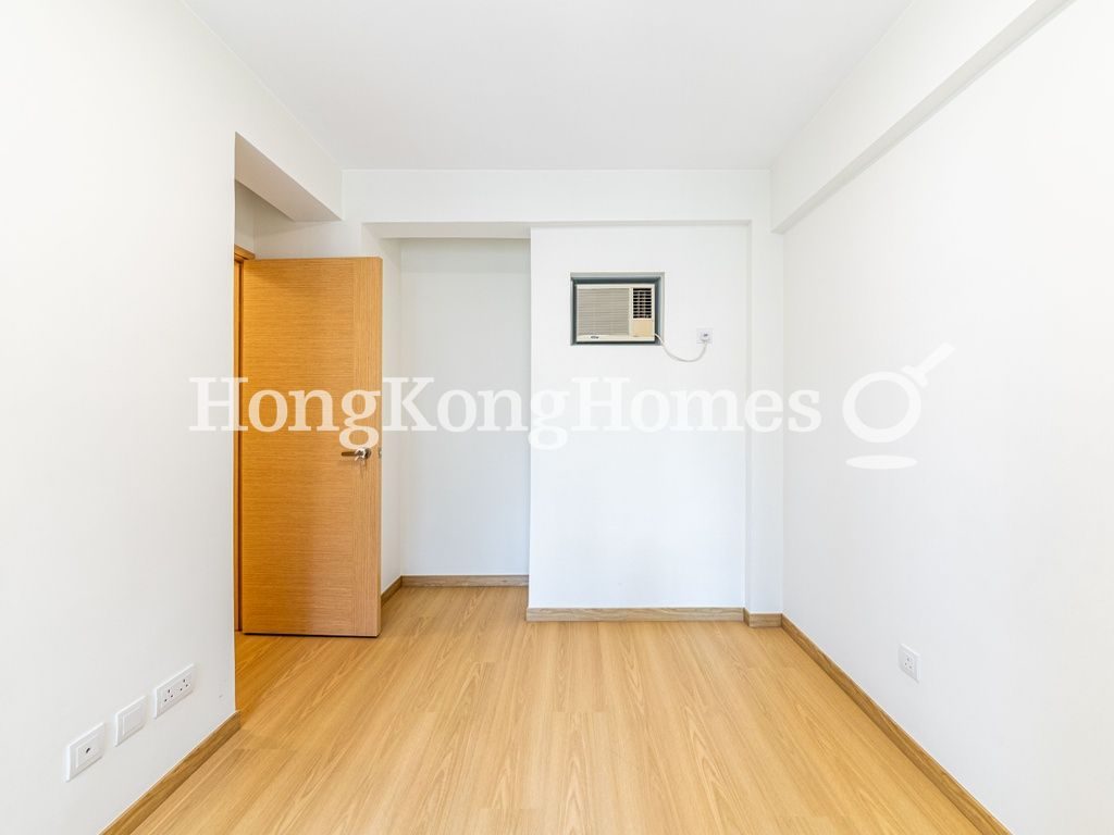 Master Bedroom — Queen's Terrace - Tower 03, Sheung Wan