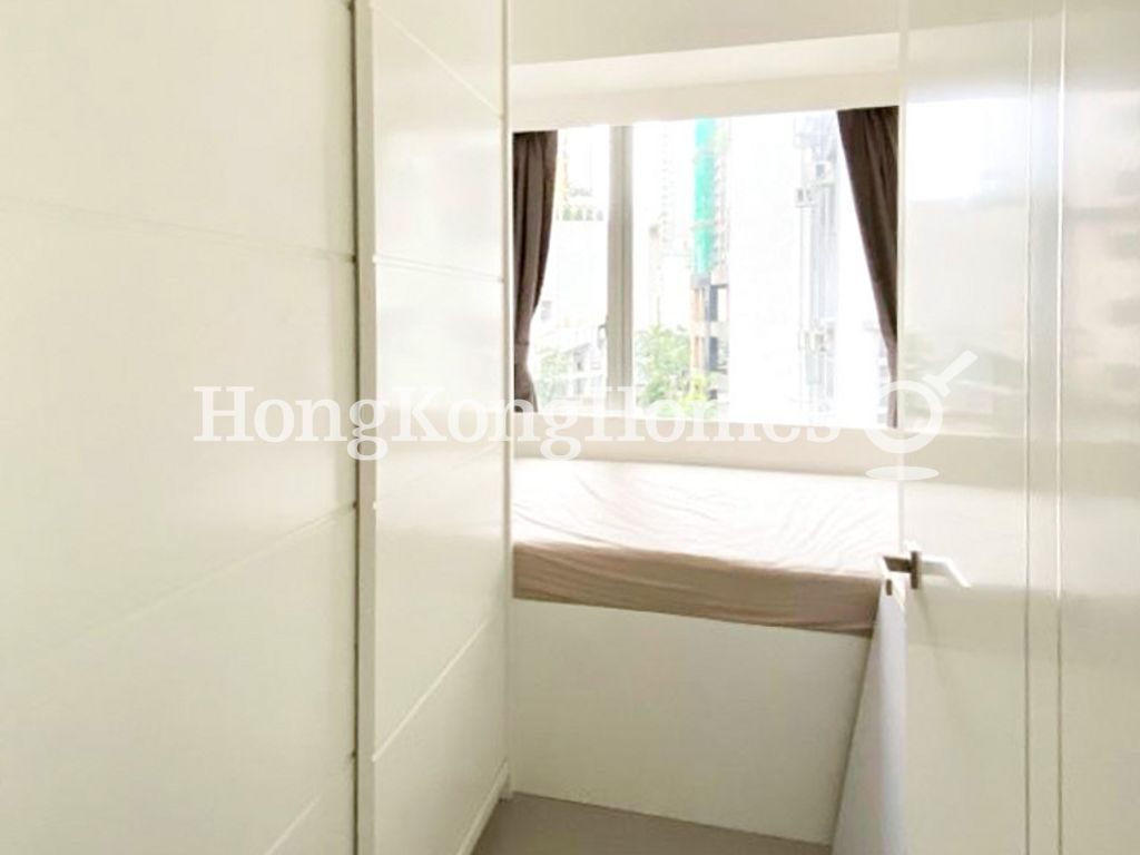 Walk-in Closet — Soho 38, Mid-levels West