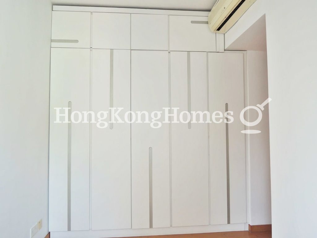 Built-in Wardrobe in Master Bedroom — The Zenith - Block 2, Wan Chai