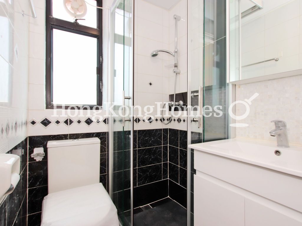 Master Bathroom — Village Garden, Happy Valley