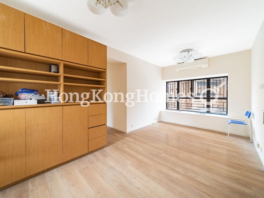 Living and Dining Room — Greenway Terrace - Block 02, Happy Valley