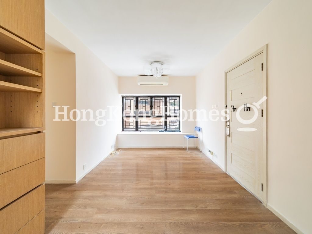 Living and Dining Room — Greenway Terrace - Block 02, Happy Valley