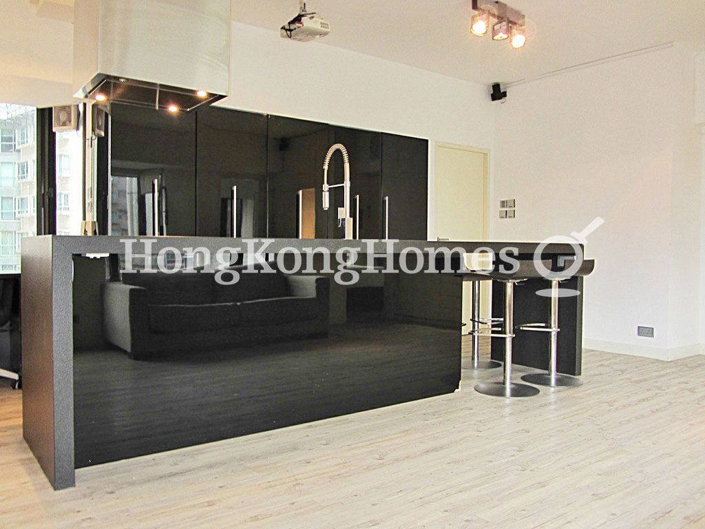 Living and Dining Room — Woodlands Terrace, Mid-levels West