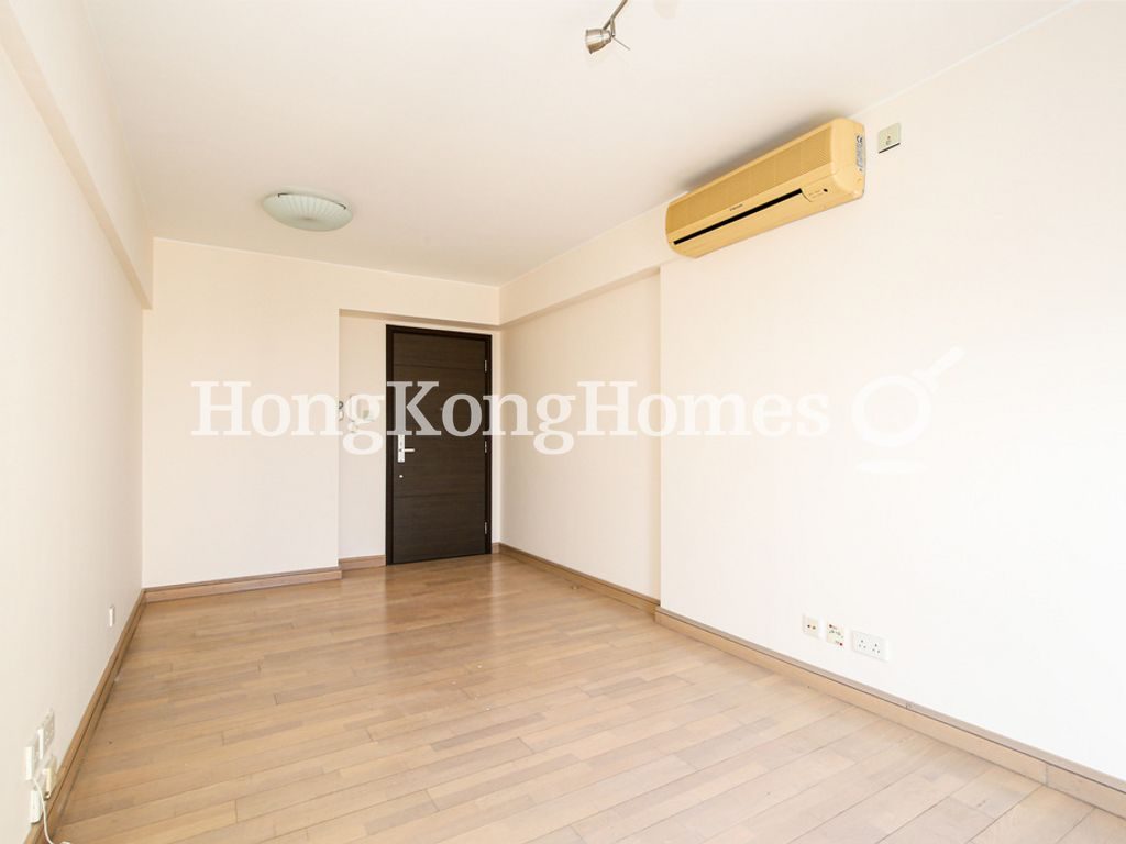 Living and Dining Room — Grand Promenade - Tower 06, Quarry Bay