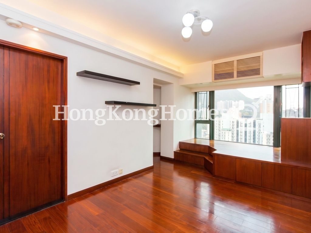 Living and Dining Room — Manhattan Heights, Western / Kennedy Town