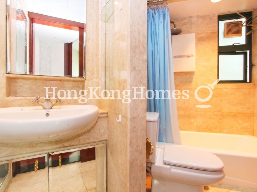 Bathroom — Manhattan Heights, Western / Kennedy Town