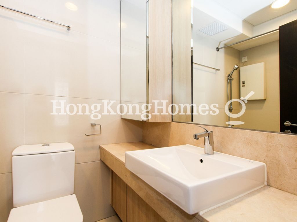 Guest Bathroom — The Icon, Mid-levels West