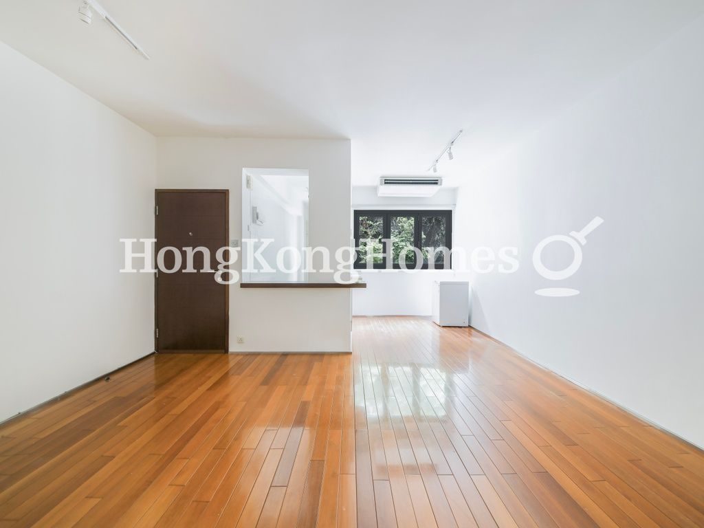 Living and Dining Room — Tai Yuen, Happy Valley