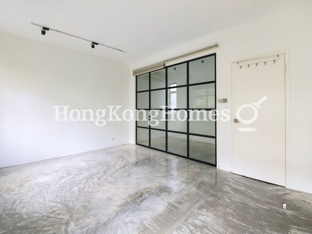 Master Bedroom — Tai Yuen, Happy Valley