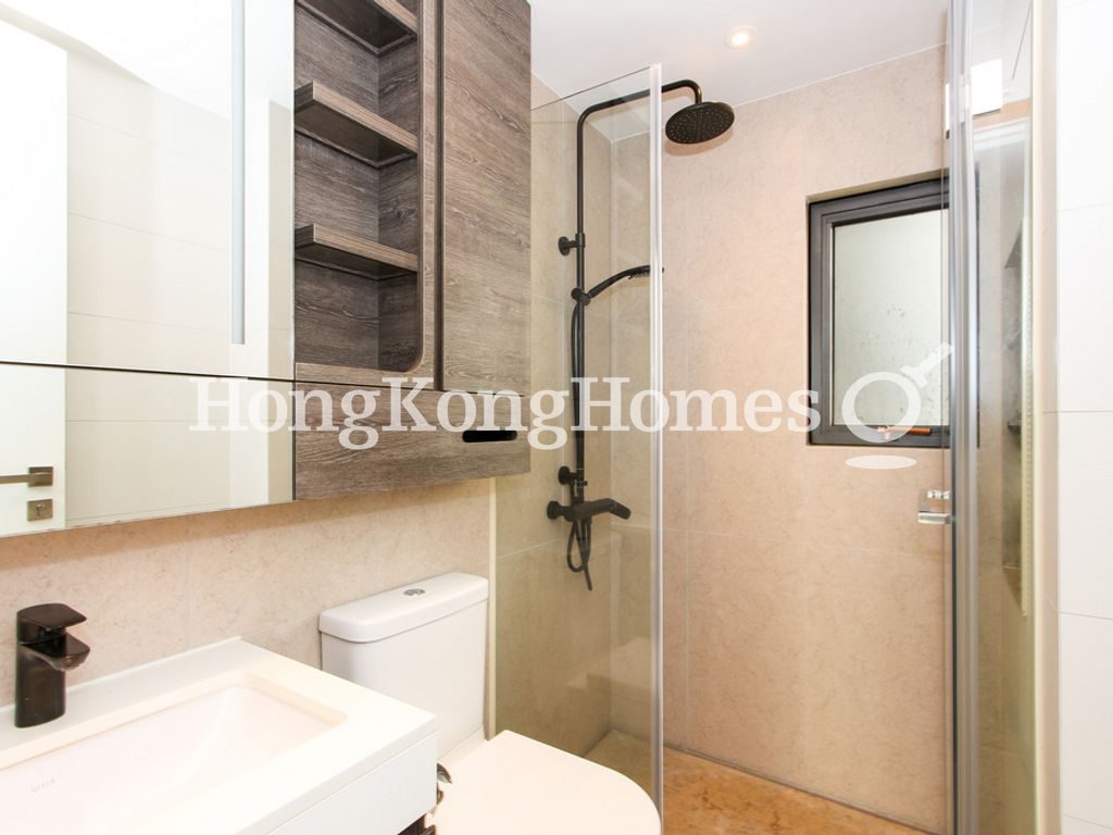 Guest Bathroom — Bohemian House, Sai Ying Pun