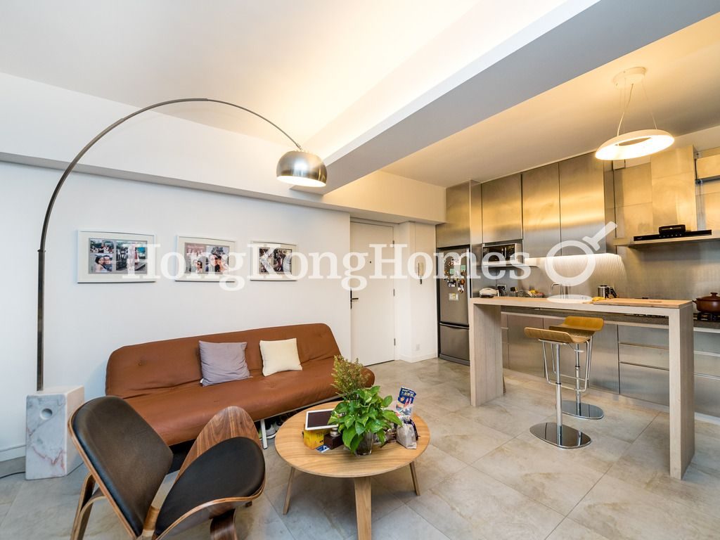 Living Area — Golden Phoenix Court, Mid-levels West