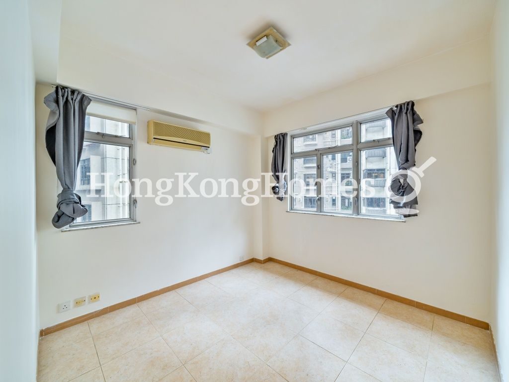 Master Bedroom — Jing Tai Garden Mansion, Mid-levels West