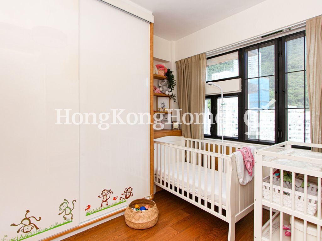 Second Ensuite Bedroom — Rowen Court, Mid-levels West
