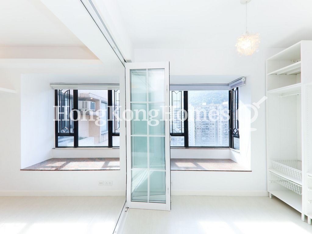 Studio — Ying Piu Mansion, Mid-levels West