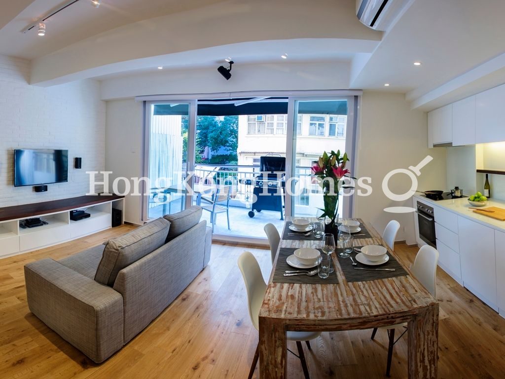 Open Kitchen — New Central Mansion, Central