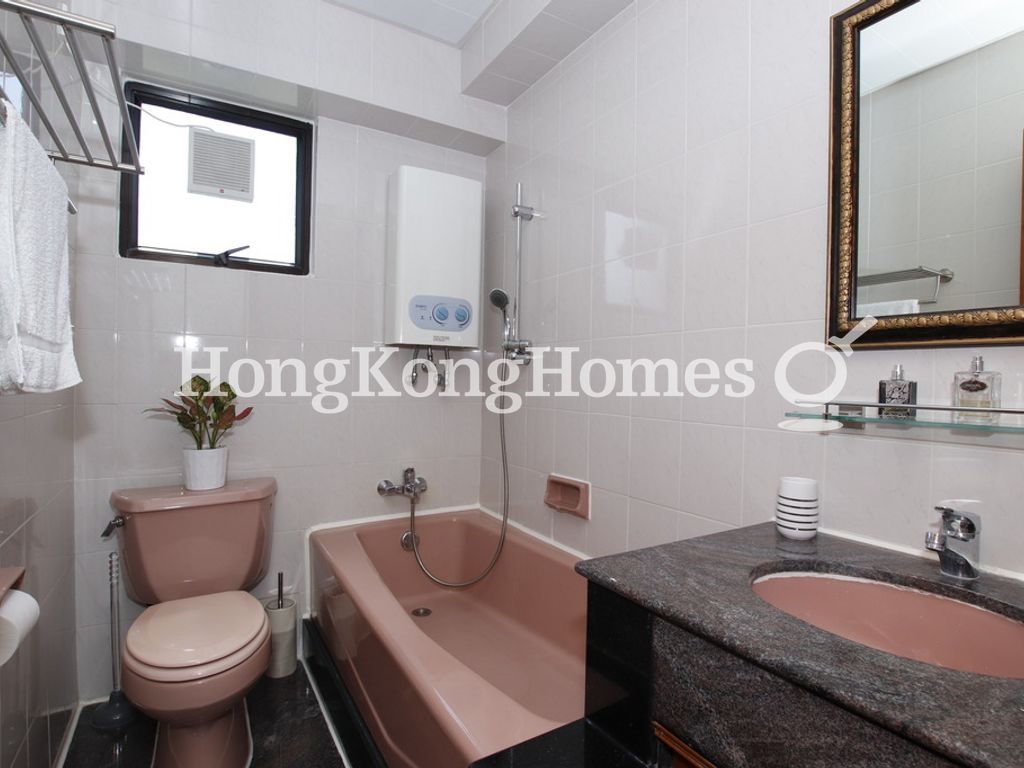 Guest Bathroom — Greenway Terrace - Block 02, Happy Valley