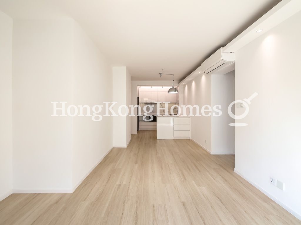 Living and Dining Room — CNT Bisney, Pokfulam