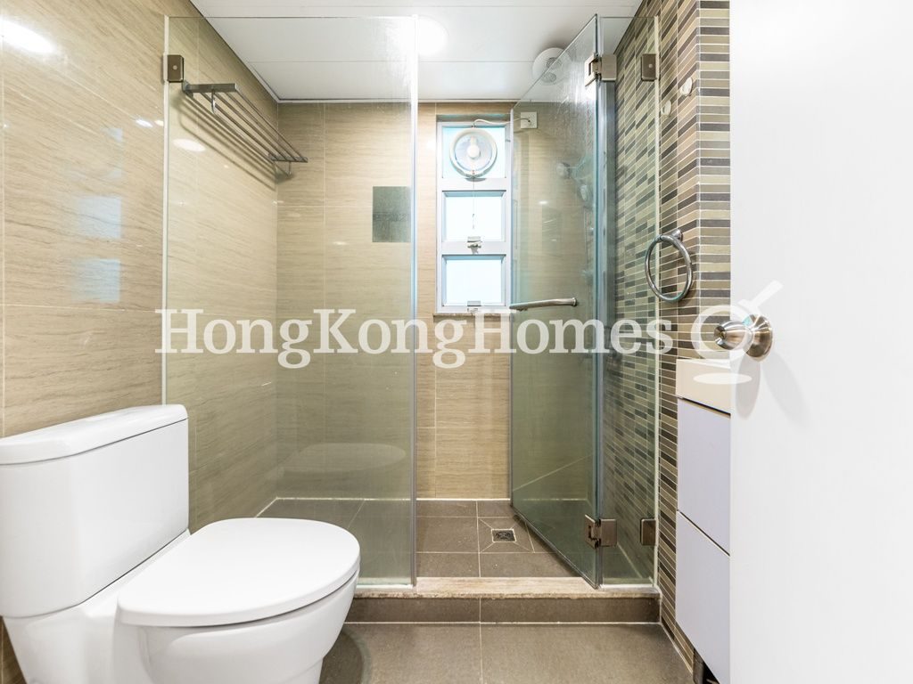 Bathroom — Floral Tower, Mid-levels West